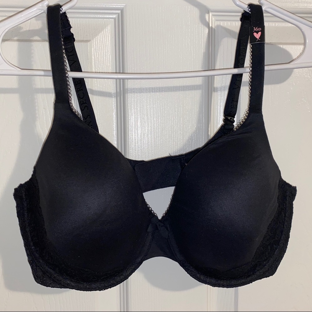 New unworn Victoria’s Secret Bra